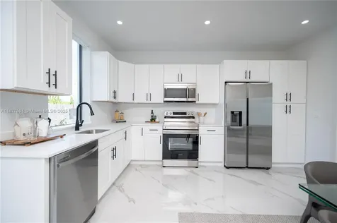 238 NW 2nd Street Florida City FL 33034