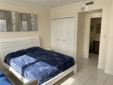10185 Collins Avenue Bal Harbour FL 33154