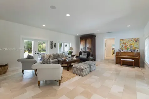 6195 SW 133rd Street Pinecrest FL 33156