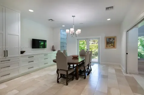 6195 SW 133rd Street Pinecrest FL 33156