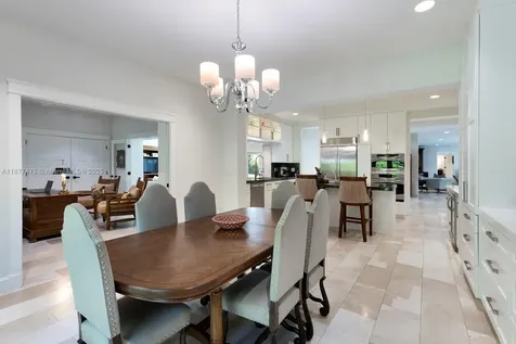 6195 SW 133rd Street Pinecrest FL 33156