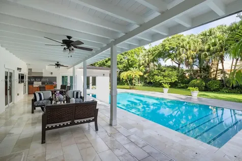 6195 SW 133rd Street Pinecrest FL 33156
