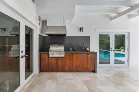 6195 SW 133rd Street Pinecrest FL 33156