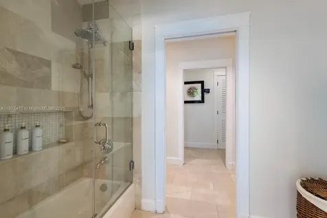 6195 SW 133rd Street Pinecrest FL 33156