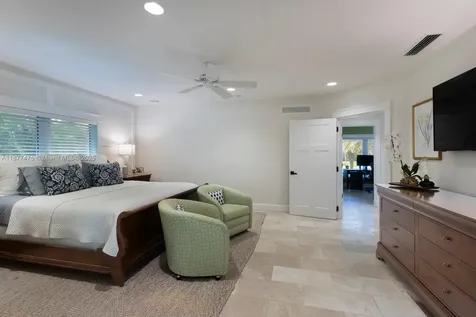 6195 SW 133rd Street Pinecrest FL 33156