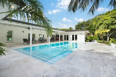 6195 SW 133rd Street Pinecrest FL 33156