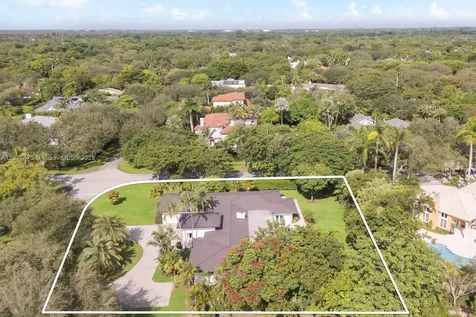 6195 SW 133rd Street Pinecrest FL 33156