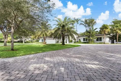 6195 SW 133rd Street Pinecrest FL 33156