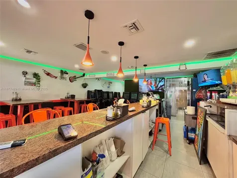Cafeteria / Bar For Sale By The Palmetto Miami FL 33155