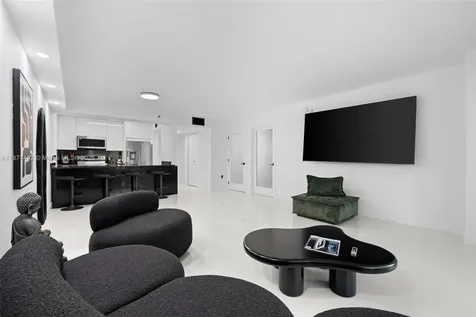 1200 Brickell Bay Drive Miami FL 33131