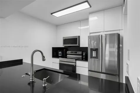 1200 Brickell Bay Drive Miami FL 33131