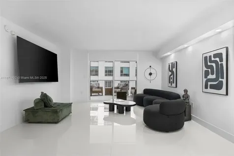 1200 Brickell Bay Drive Miami FL 33131