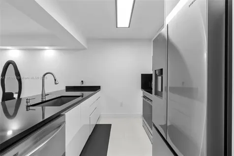 1200 Brickell Bay Drive Miami FL 33131