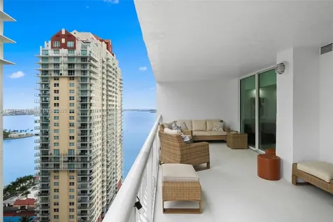 1200 Brickell Bay Drive Miami FL 33131