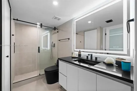 1200 Brickell Bay Drive Miami FL 33131
