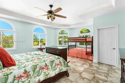 3742 Seagrape Street Big Pine FL 33043
