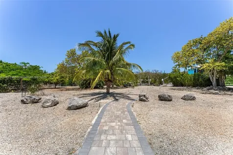3742 Seagrape Street Big Pine FL 33043