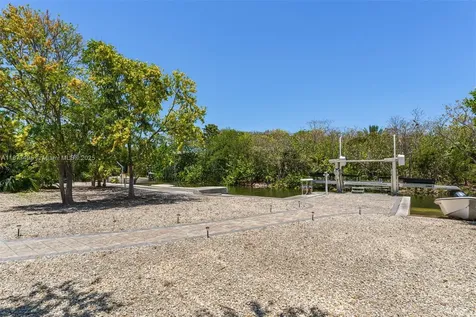 3742 Seagrape Street Big Pine FL 33043