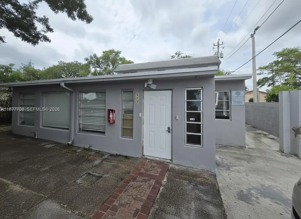 537 NW 20th Avenue Fort Lauderdale FL 33311