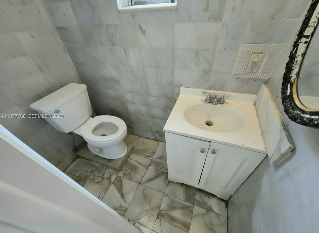 537 NW 20th Avenue Fort Lauderdale FL 33311