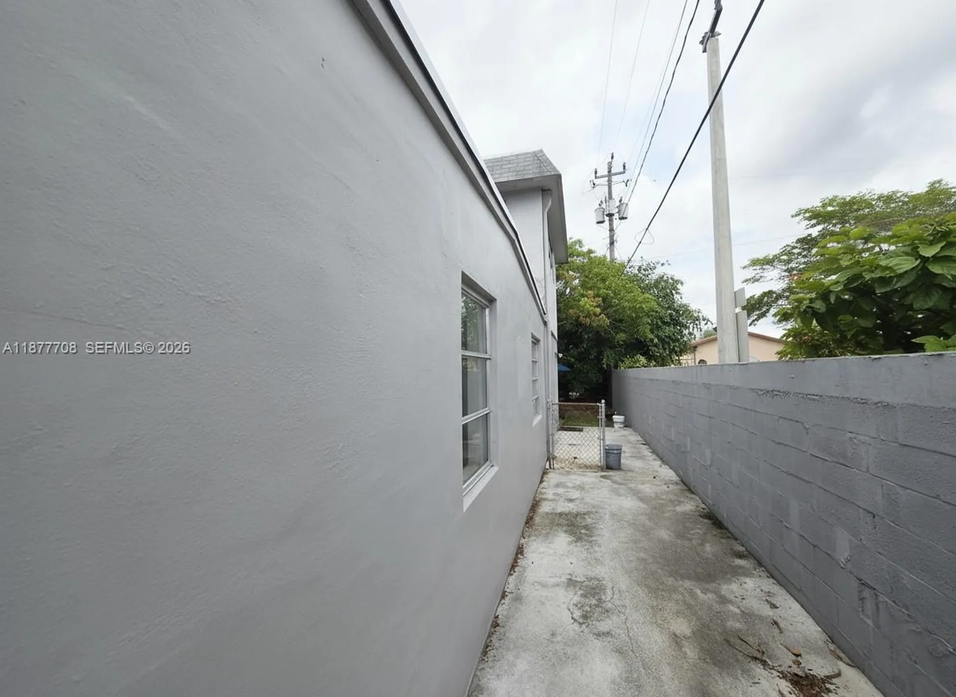 537 NW 20th Avenue Fort Lauderdale FL 33311