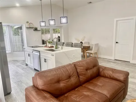 3704 NW 107th Terrace Sunrise FL 33351