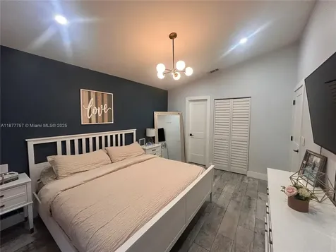 3704 NW 107th Terrace Sunrise FL 33351