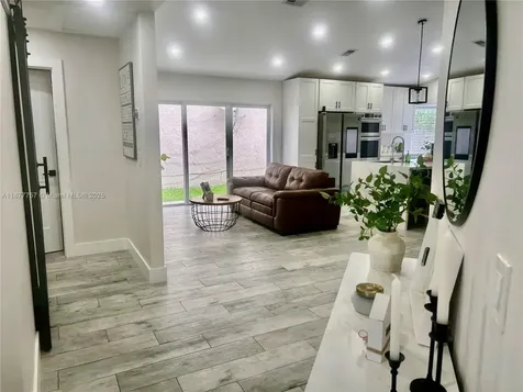 3704 NW 107th Terrace Sunrise FL 33351