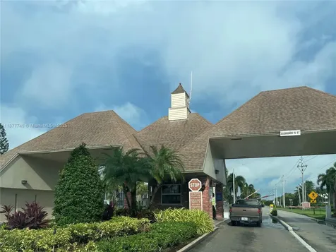 251 S Suffolk F Boca Raton FL 33434