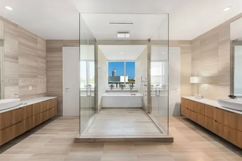 4701 N Meridian Avenue Miami Beach FL 33140