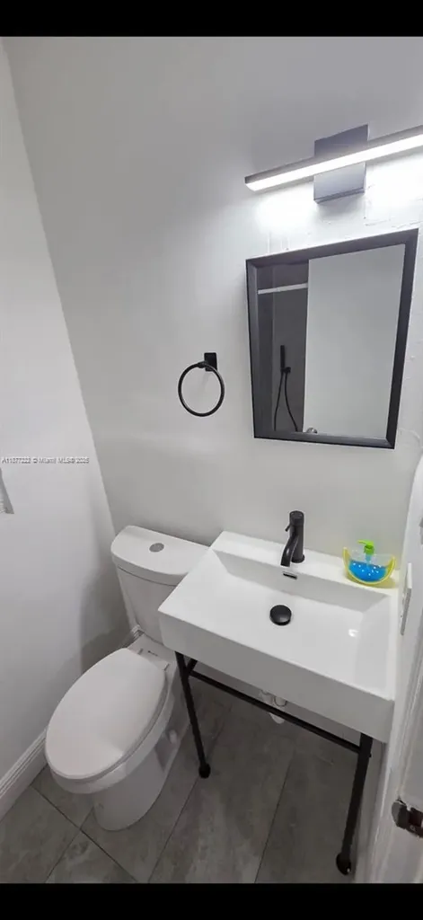 855 NW 3rd Terrace Dania Beach FL 33004