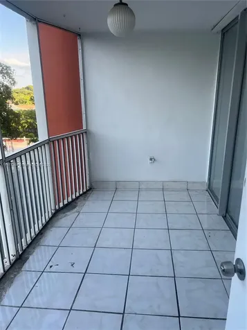 1780 NE 191st Street Miami FL 33179