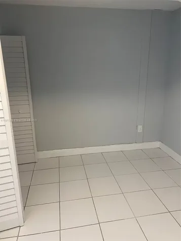 1780 NE 191st Street Miami FL 33179