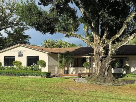 4100 SW 102nd Avenue Davie FL 33328
