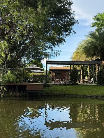 4100 SW 102nd Avenue Davie FL 33328