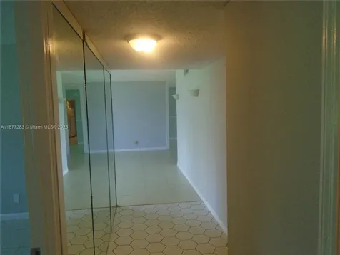 7051 Environ Bl Lauderhill FL 33319