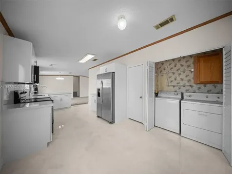 220 NE 12th Avenue Lot 150 Homestead FL 33030