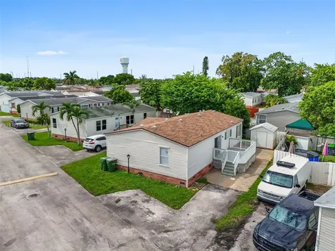 220 NE 12th Avenue Lot 150 Homestead FL 33030