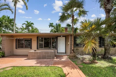 4855 SW 94th Avenue Miami FL 33165