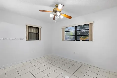 4855 SW 94th Avenue Miami FL 33165
