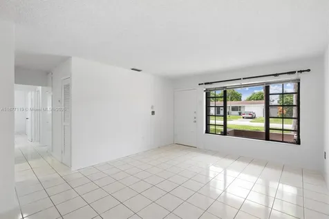 4855 SW 94th Avenue Miami FL 33165