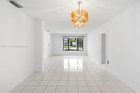 4855 SW 94th Avenue Miami FL 33165