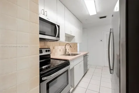 4855 SW 94th Avenue Miami FL 33165
