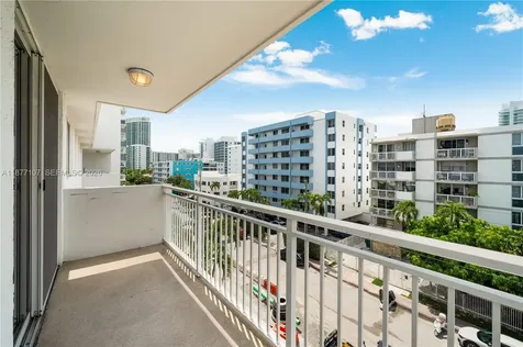 1665 Bay Road Miami Beach FL 33139