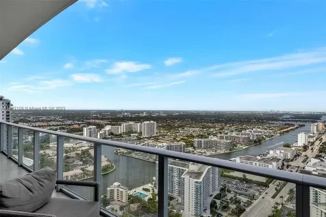 4111 S Ocean Drive Hollywood FL 33019