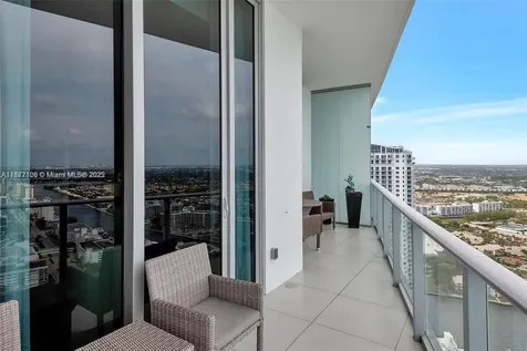 4111 S Ocean Drive Hollywood FL 33019