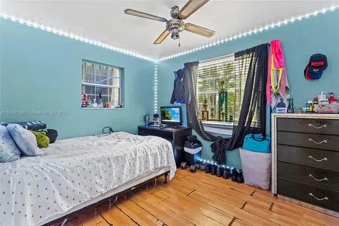 3311 SW 36th Court West Park FL 33023