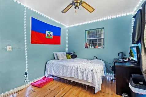 3311 SW 36th Court West Park FL 33023