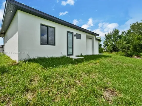 3510 21 Street SW Lehigh Acres FL 33976