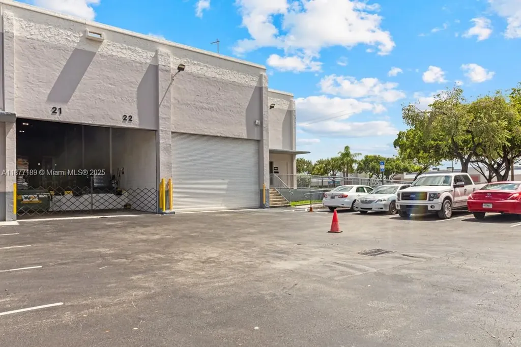 1700 NW 82nd Avenue Doral FL 33126